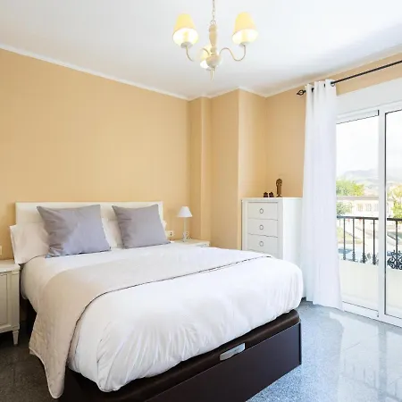 Holidays2malaga Capuchino Cozy French Balcony & Smarttv