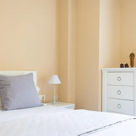 Holidays2malaga Capuchino Cozy French Balcony & Smarttv Apartment Malaga