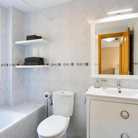 Holidays2malaga Capuchino Cozy French Balcony & Smarttv * Malaga
